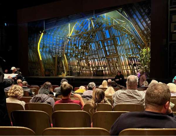 Keller Auditorium, bloc: Orchestra D, rangée: K, place: 5