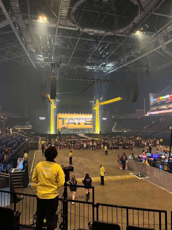 The O2, London, bloc: 105, rangée: L, place: 167