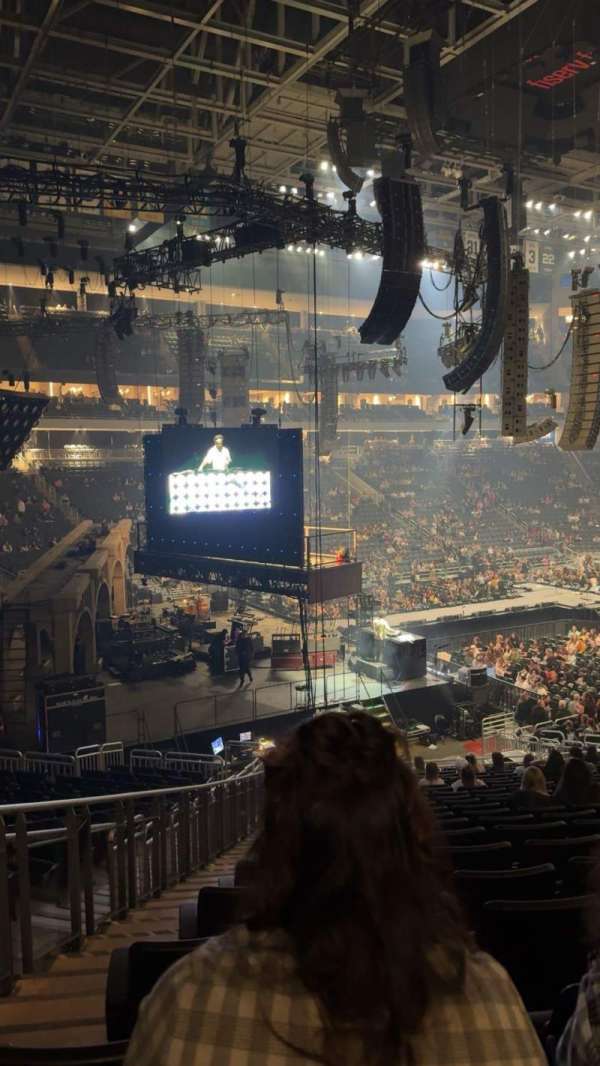 Fiserv Forum, bloc: 108, rangée: 24, place: 23