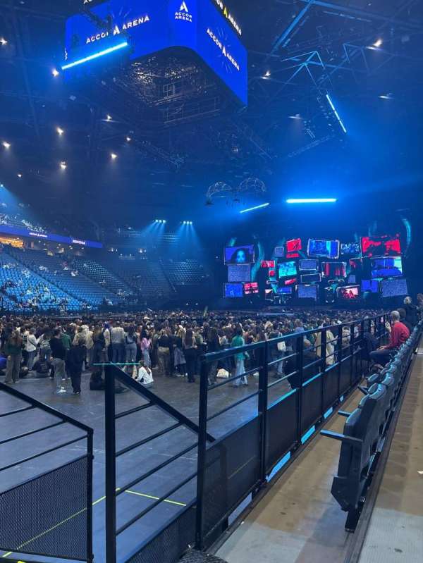 Accor Arena, bloc: Gradin D, rangée: 27, place: 24