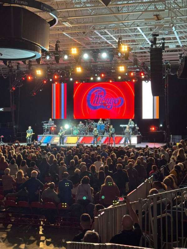 UPMC Events Center, bloc: 109, rangée: F, place: 4