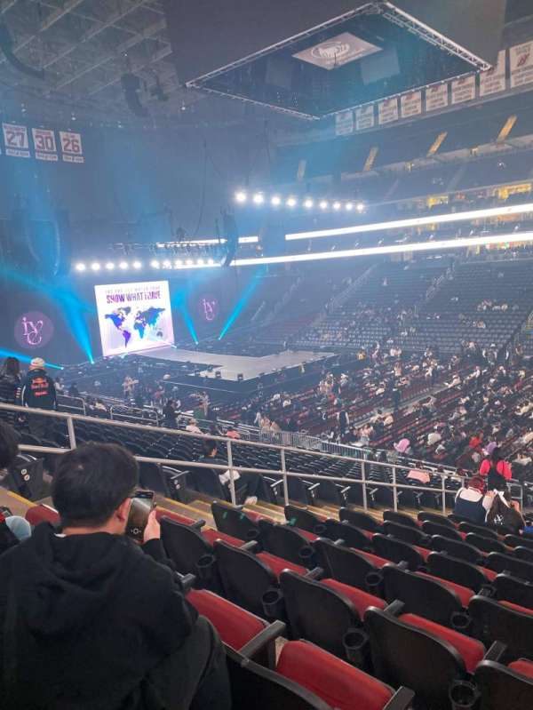 Prudential Center, bloc: 21, rangée: 23, place: 13
