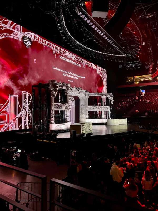 LDLC Arena, bloc: 202, rangée: B, place: 42