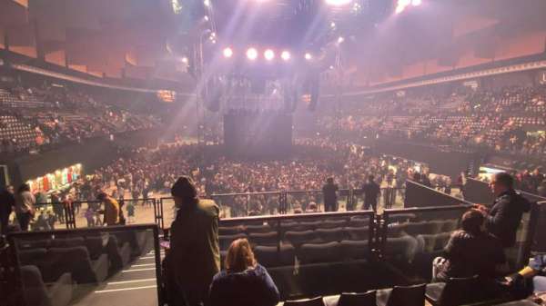 Unipol Arena, bloc: Gradinata frontale, rangée: 8, place: 47