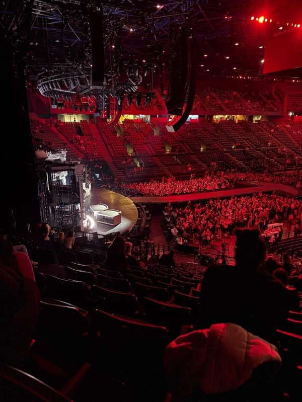 Accor Arena, bloc: Gradin M, rangée: 2, place: 14