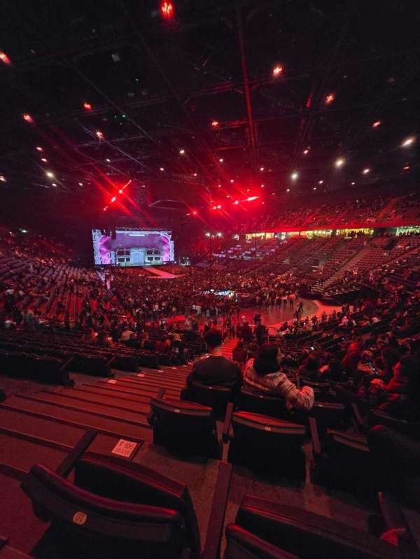 Accor Arena, bloc: Gradin T, rangée: 5, place: 11
