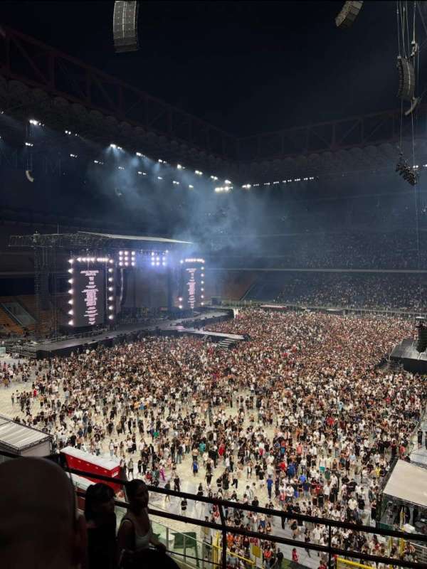 San Siro, bloc: 241, rangée: 5, place: 7