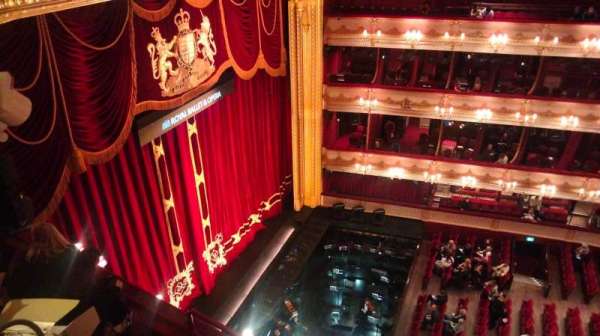 Royal Opera House, bloc: Upper side Slips, rangée: AA, place: 33