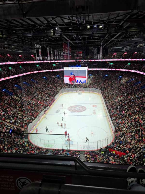 Centre Bell, bloc: 327, rangée: B, place: 19