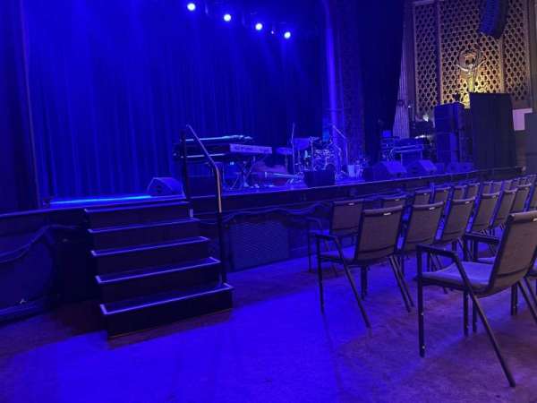 Keswick Theatre, bloc: Front Left, rangée: BB, place: 17