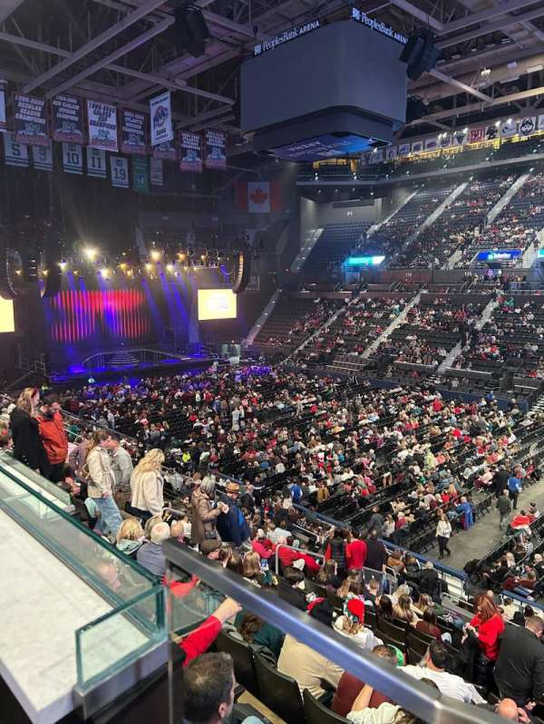 PeoplesBank Arena, bloc: 101, rangée: U, place: 8