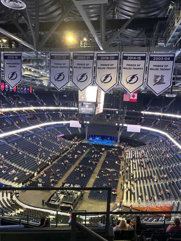 Benchmark International Arena, bloc: 307, rangée: J, place: 23