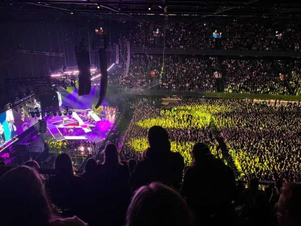 Ziggo Dome, bloc: 213, rangée: 9, place: 426