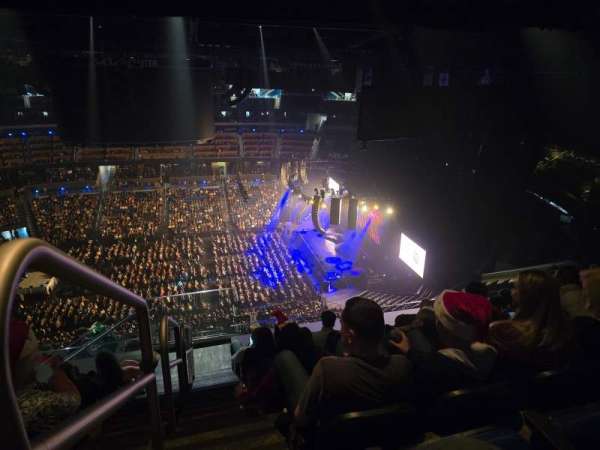 Kia Center, bloc: 208, rangée: 15, place: 22