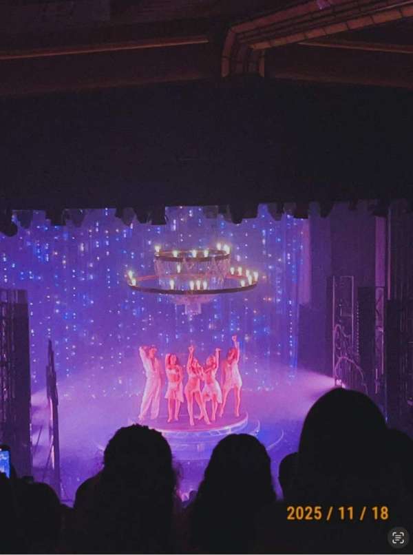 Enmore Theatre, bloc: circle, rangée: k, place: 11