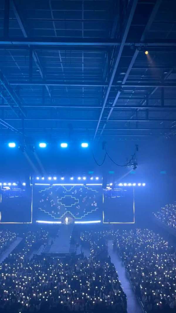Ziggo Dome, bloc: 207, rangée: 1, place: 228