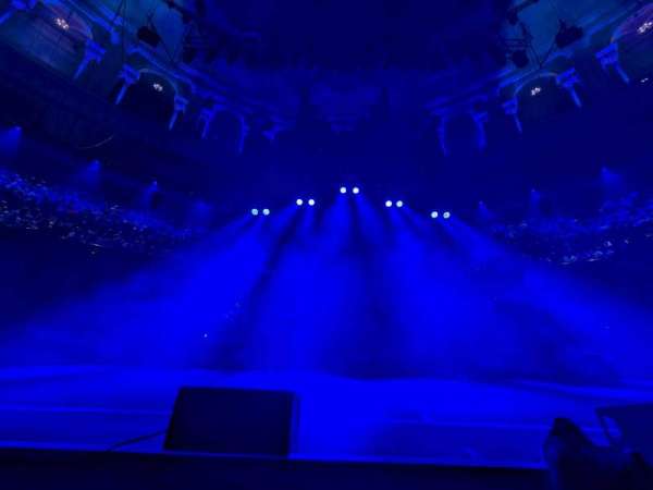 Royal Albert Hall, bloc: arena a, rangée: 1, place: 17