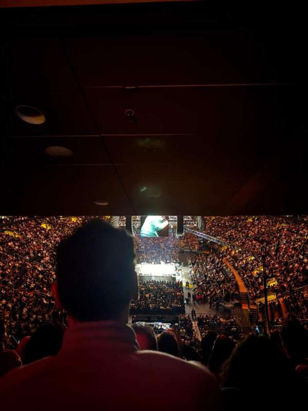 Madison Square Garden, bloc: 417, rangée: 6