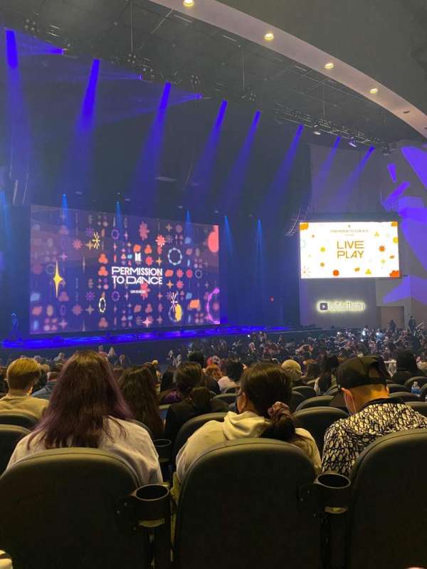 YouTube Theater, bloc: 102, rangée: M, place: 11
