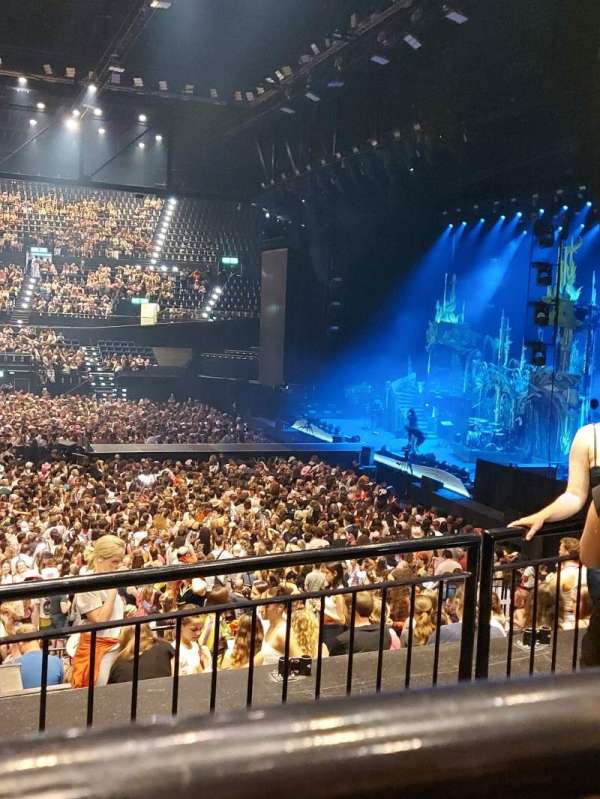 Hallenstadion, bloc: H1, rangée: 31, place: 10