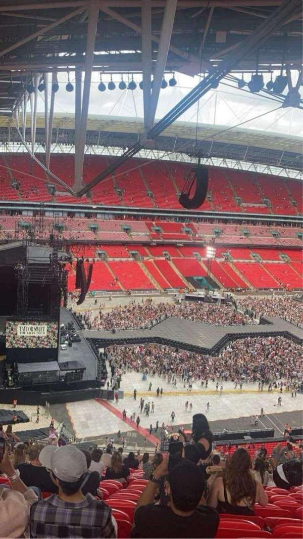 Wembley Stadium, bloc: 532, rangée: 30, place: 155