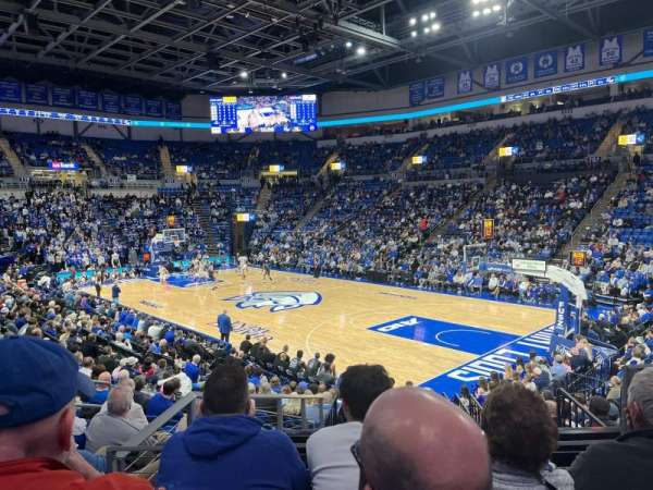 Chaifetz Arena, bloc: 112, rangée: P, place: 3