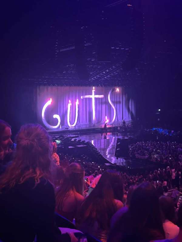 Ziggo Dome, bloc: 109, rangée: 10, place: 338