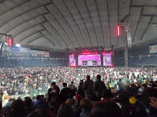 Tokyo Dome, bloc: SS, rangée: 16, place: 125