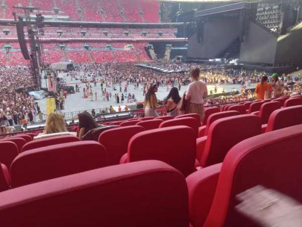 Wembley Stadium, bloc: 101, rangée: 38, place: 45