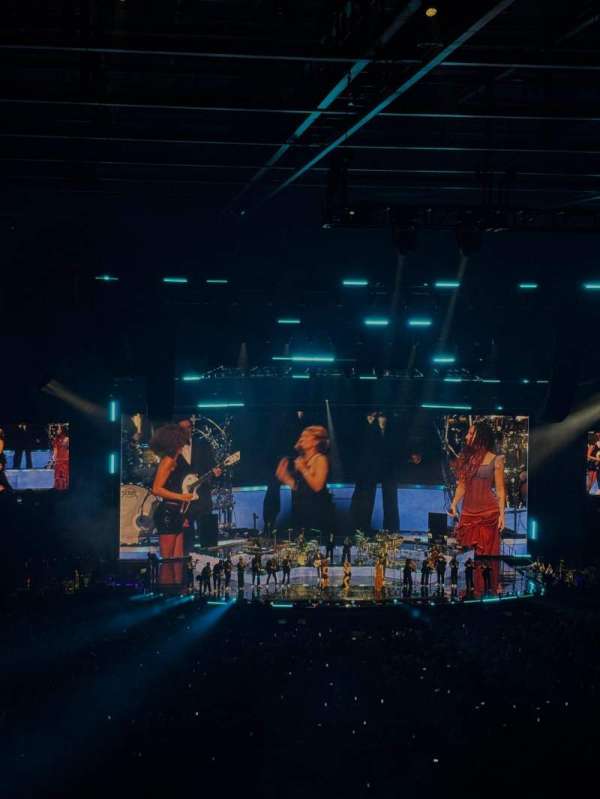 Ziggo Dome, bloc: 208, rangée: 5