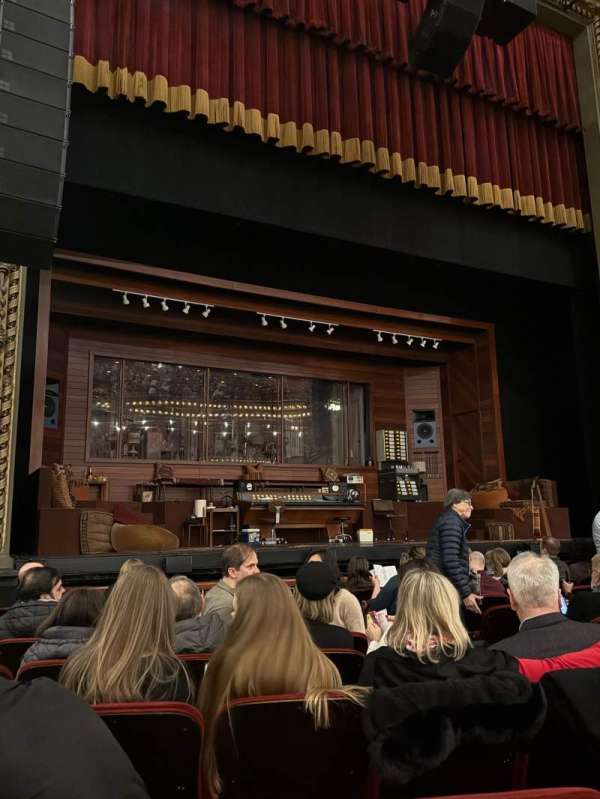 CIBC Theatre, bloc: Orchestra L, rangée: J, place: 9