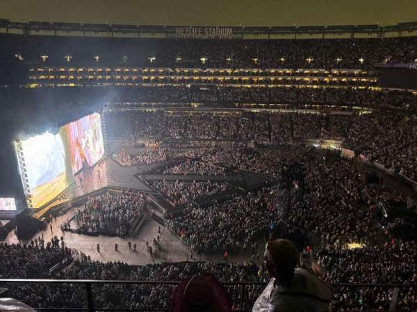 MetLife Stadium, bloc: 338, rangée: 3, place: 23