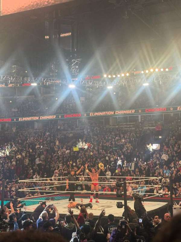 United Center, bloc: 110, rangée: 6, place: 14
