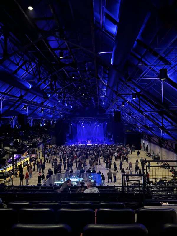 The Salt Shed, bloc: Grands, rangée: R, place: 2