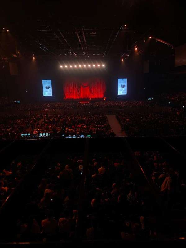 ING Arena, bloc: Balcony D, rangée: 1, place: 21