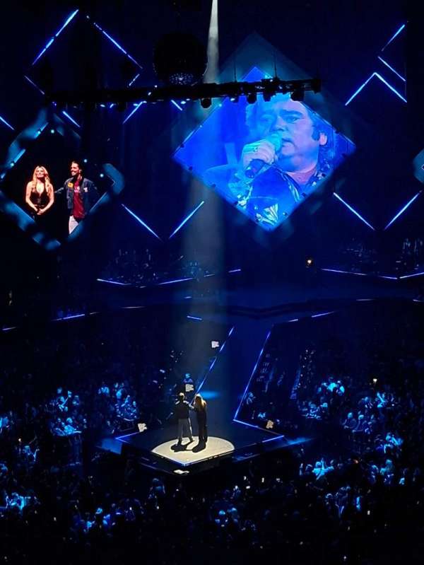 Ziggo Dome, bloc: 207, rangée: 1, place: 221