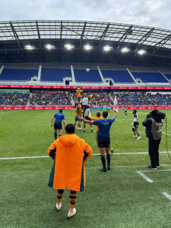 Sports Illustrated Stadium, bloc: 111C, rangée: 1, place: 3
