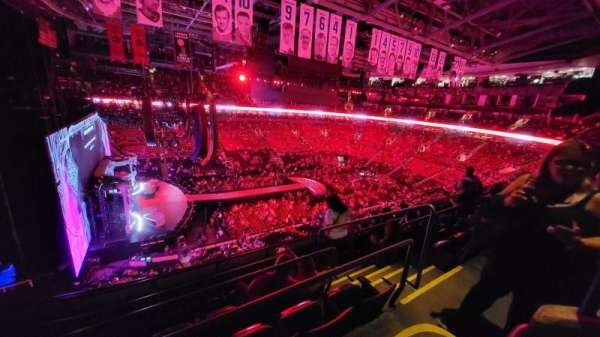 Scotiabank Arena, bloc: 311, rangée: 5, place: 2