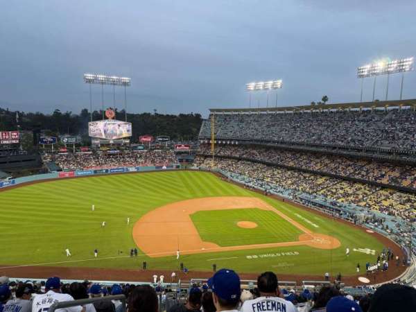 Dodger Stadium, bloc: 19RS, rangée: S, place: 23