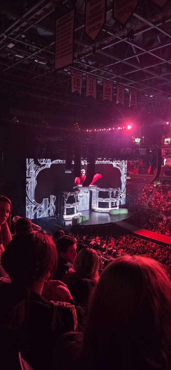 Capital One Arena, bloc: 201, rangée: K, place: 10