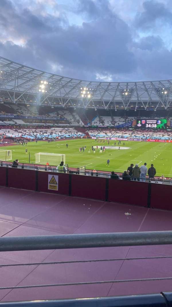 London Stadium, bloc: 225, rangée: 31, place: 764