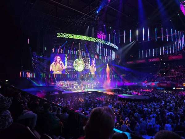 Ziggo Dome, bloc: 110, rangée: 4, place: 354