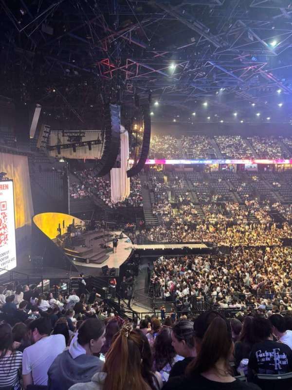 Accor Arena, bloc: Balcon N, rangée: 03, place: 15