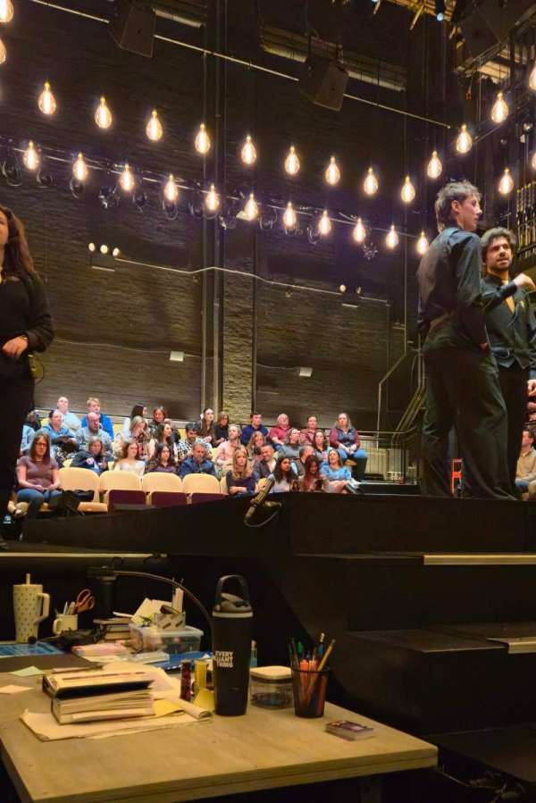 Hudson Theatre, bloc: Orchestra L, rangée: D, place: 103