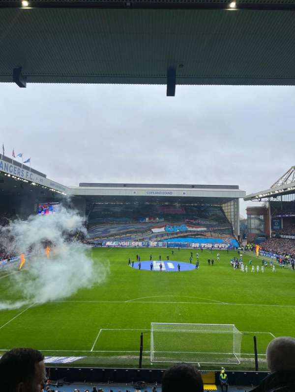Ibrox Stadium, bloc: BR3, rangée: C, place: 93