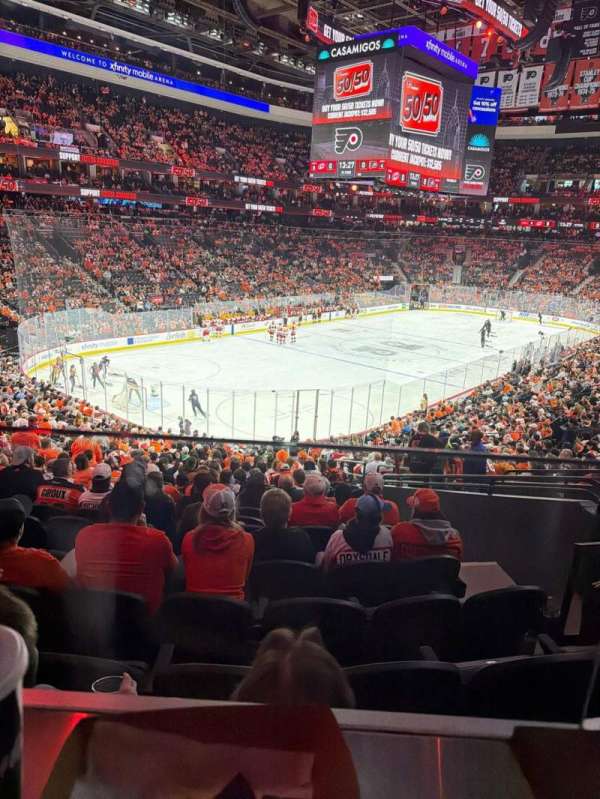 Xfinity Mobile Arena, bloc: Club Q, place: 1