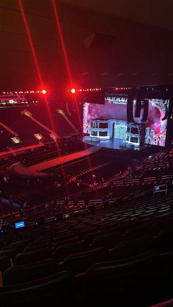Madison Square Garden, bloc: 210, rangée: 15, place: 2