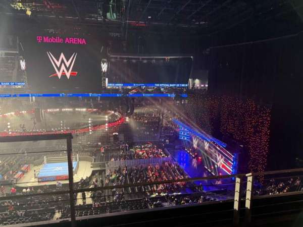 T-Mobile Arena, bloc: 224, rangée: B, place: 1