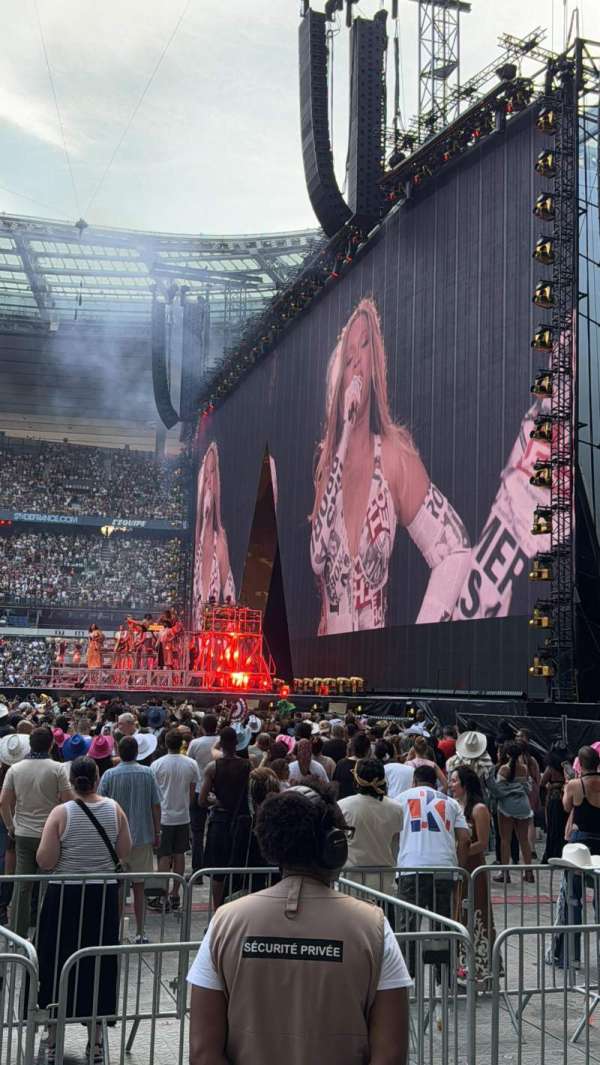 Stade de France, bloc: H1, rangée: 1, place: 20