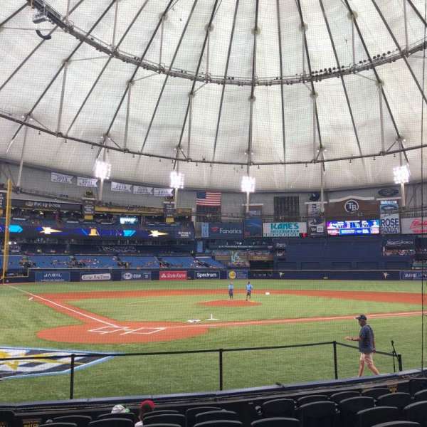 Tropicana Field, bloc: 106, rangée: M, place: 4
